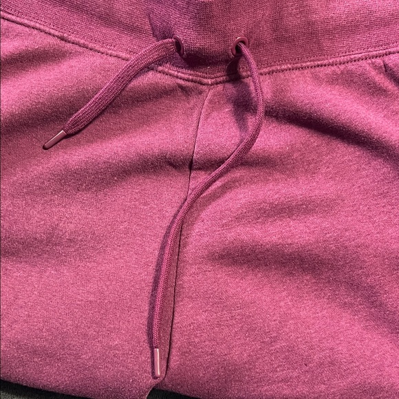 Nike Joggers - Picture 4 of 6